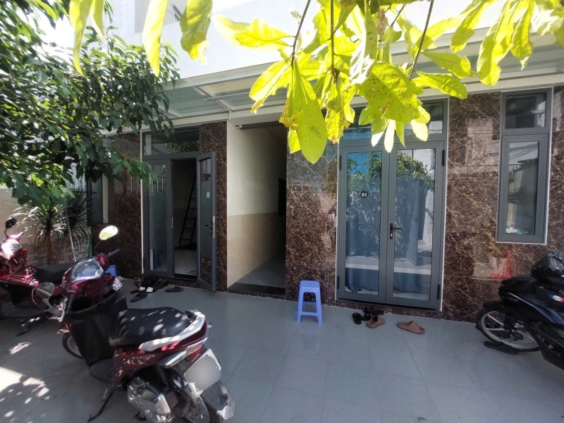 Bán nhà trong ngõ đường Số 13, Linh Chiểu, Thủ Đức. DT 151m2, 6PN, SH, giá 8.6 tỷ.