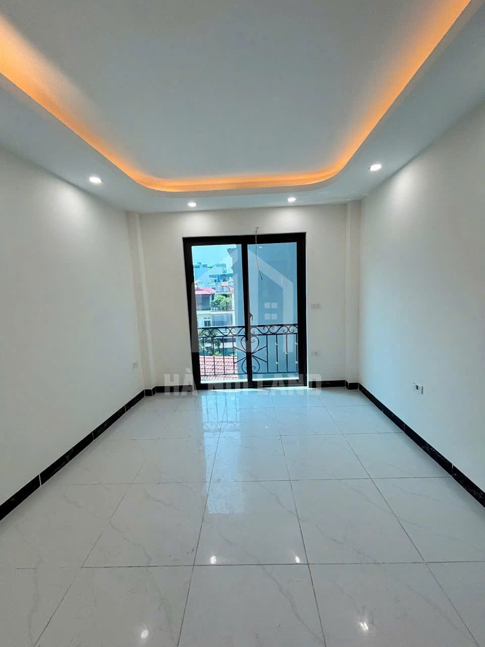 LAI XÁ 46M NHÀ 4 TẦNG MỚI TINH . VỊ TRÍ NẰM BÊN CẠNH CÁC KHU ĐÔ THỊ LỚN.GẦN CÁC TRƯỜNG ĐẠI HỌC .NHƯ ĐẠI HỌC THÀNH ĐÔ.CÔNG NGHIỆP NHỔN , CÁ CHỢ ĐẦU MỐI. GIÁ CHỈ 6X TỶ. NHANH TAY GỌI EM Ạ LH;0964982442.