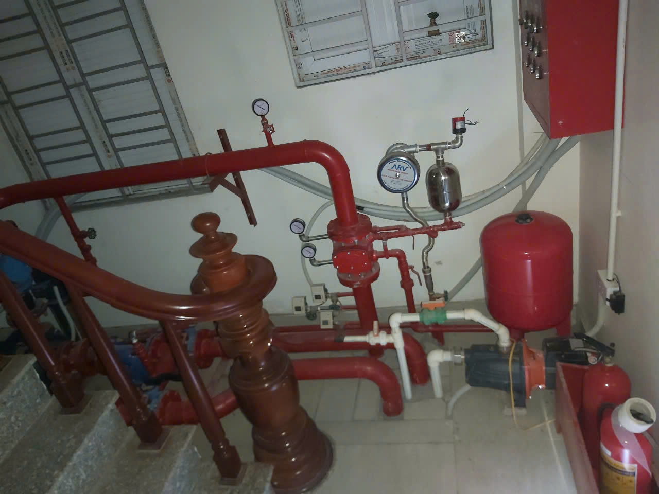 Nhà đẹp MP NgôXuân Quảng, Gia Lâm.HN.6 tầng thang máy, Nhỉnh 2x tỷ, kinh doanh mọi loại hình(29/9)