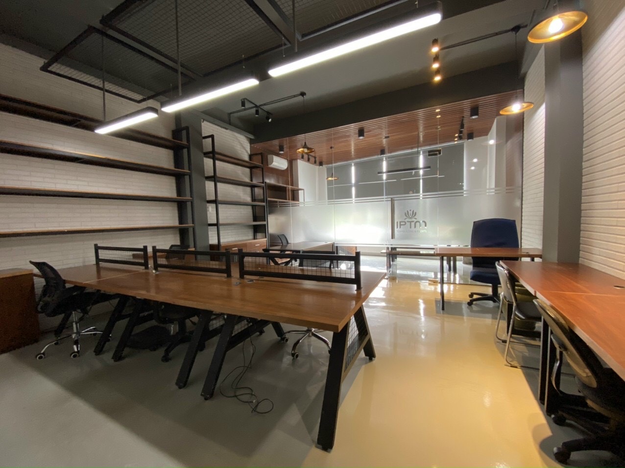 BÁN NHÀ HẦM + 5 LẦU HẺM XE TẢI GẦN QUỐC LỘ 13 – NGAY NÚT GIAO CẦU VƯỢT BÌNH PHƯỚC