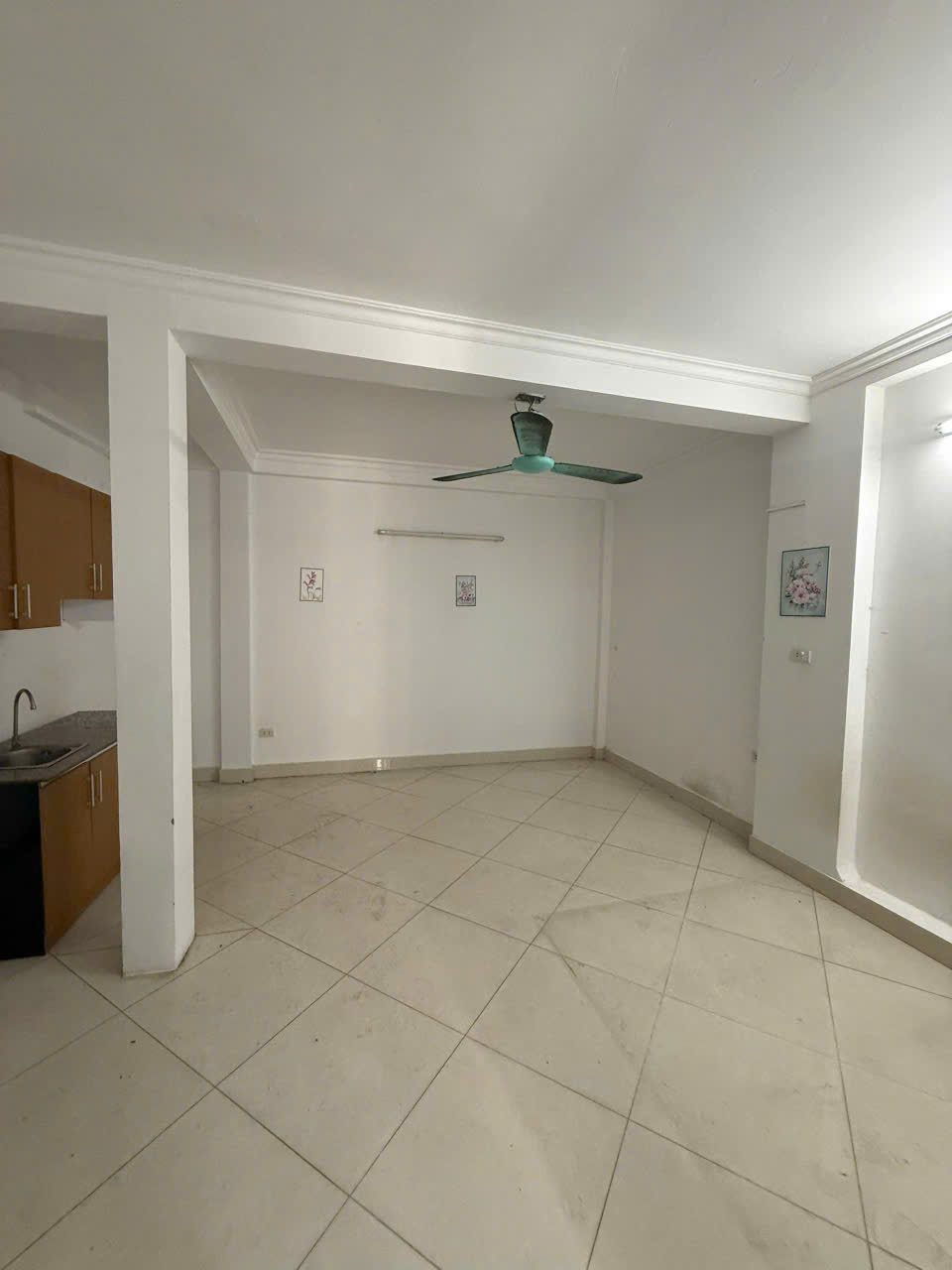 CHÍNH CHỦ CẦN BÁN NHÀ TRẦN KHÁT TRÂN HAI BÀ TRƯNG 5 TẦNG 3 NGỦ GIÁ 6,X TỶ