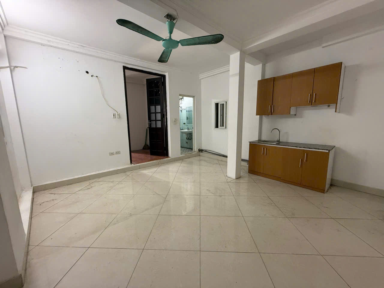 CHÍNH CHỦ CẦN BÁN NHÀ TRẦN KHÁT TRÂN HAI BÀ TRƯNG 5 TẦNG 3 NGỦ GIÁ 6,X TỶ