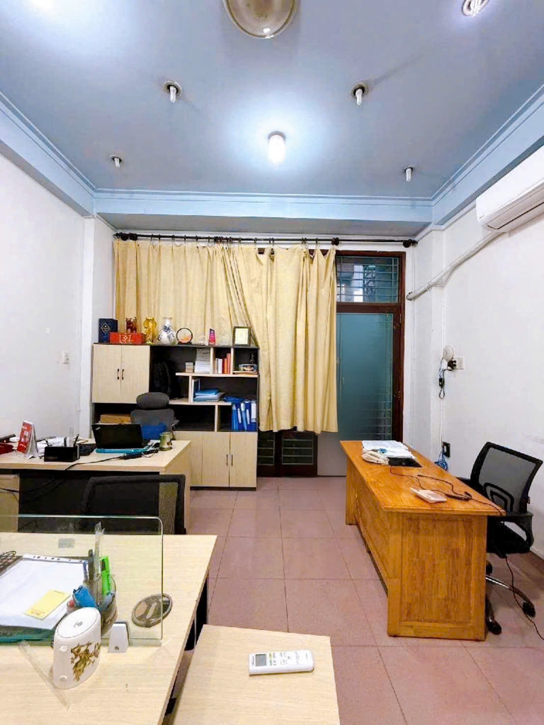 Nhà đẹp Hẻm Ô tô Cộng Hòa – QUẬN TÂN BÌNH – 4.2 x 20 m – 3 Tầng – 13.7 tỷ