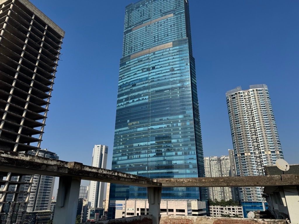 bán căn hộ nam trung yên cầu giấy DT 58m 2 ngủ giá 5,7 tỷ