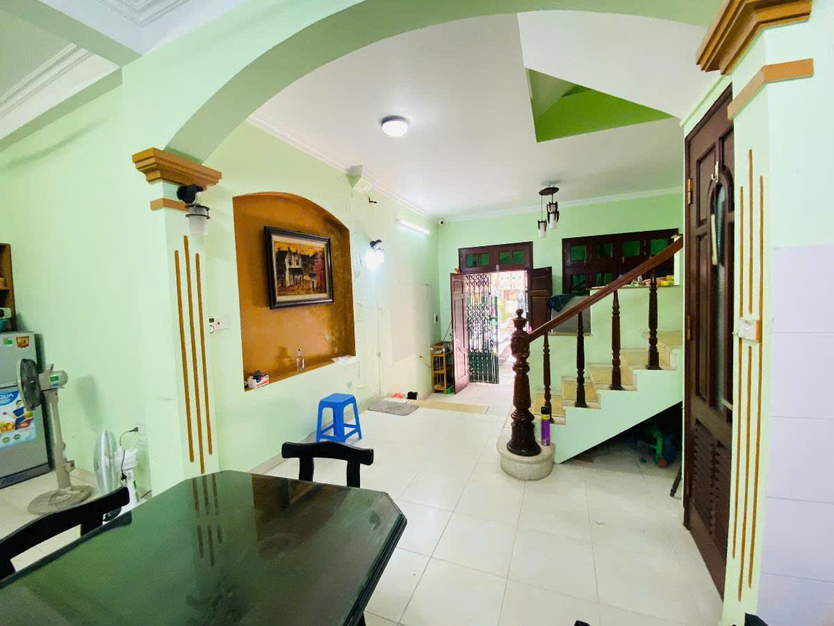 BÁN CĂN 65M-3 TẦNG HƠN 22 TỶ Ở TRUNG TÂM – LÔ GÓC – NGÕ NÔNG – GẦN PHỐ – CỰC THOÁNG – KINH DOANH NHỎ – TIỆN ÍCH BẠT NGÀN- 3 BƯỚC RA PHỐ💥