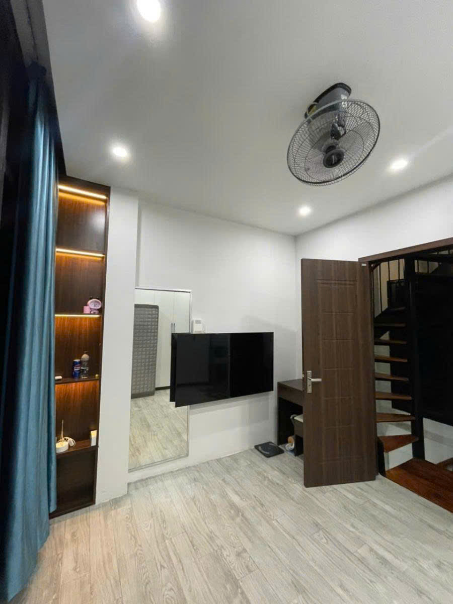 BÁN CĂN ĐỐNG ĐA 4 TẦNG 20M GẦN PHỐ – 2 MẶT NGÕ Ô TÔ – KINH DOANH – 40 RA MẶT PHỐ – NHÀ ĐẸP