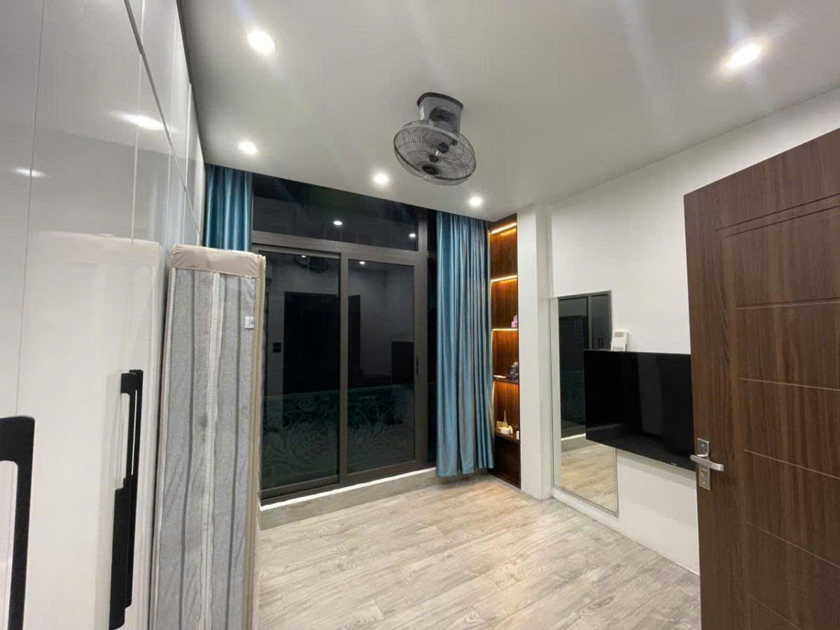 BÁN CĂN ĐỐNG ĐA 4 TẦNG 20M GẦN PHỐ – 2 MẶT NGÕ Ô TÔ – KINH DOANH – 40 RA MẶT PHỐ – NHÀ ĐẸP