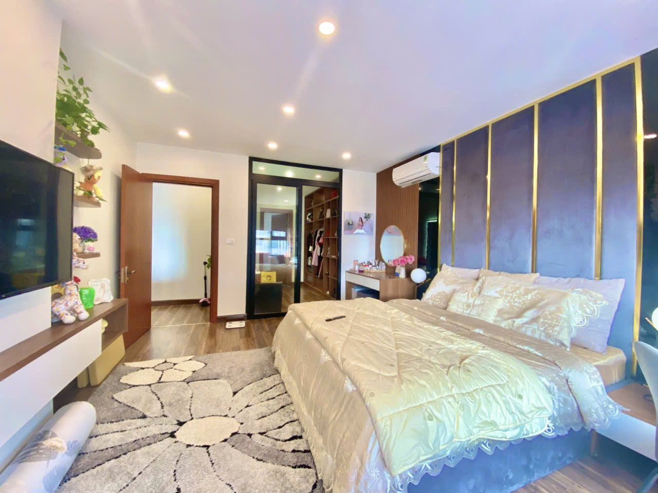 chuyển nhượng căn 2 ngủ 86m2 giá hơn 8ty VIP mỗi tầng chỉ 1 căn duy nhất GOLDMARK CITY – BẮC TỪ LIÊM- HÀ NỘI
