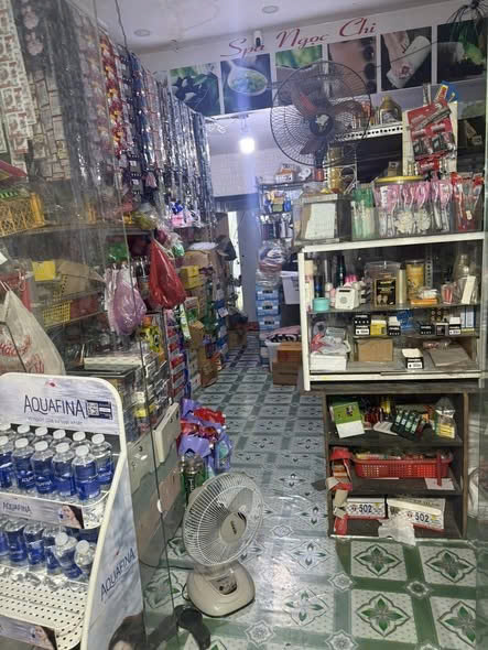 SANG NHƯỢNG QUÁN TẠP HOÁ – VỊ TRÍ ĐẸP TẠI NHÀ BÈ