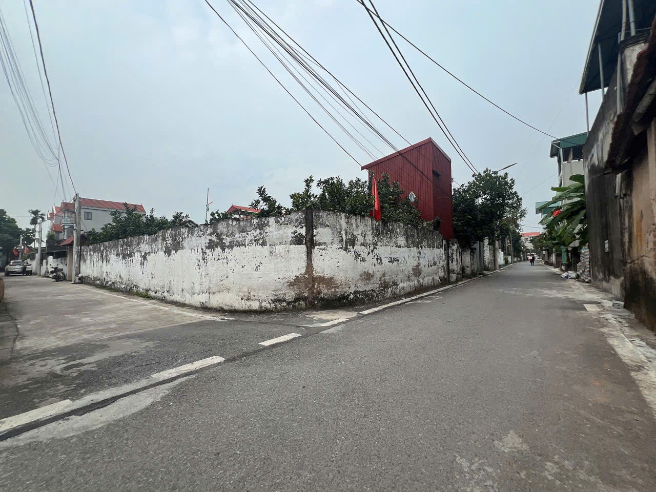 BÁN 42.1M ĐẤT ĐAN PHƯỢNG – OTO VÀO ĐẤT – GẦN ĐƯỜNG TÂY THĂNG LONG – CHỈ 3.1 TỶ.