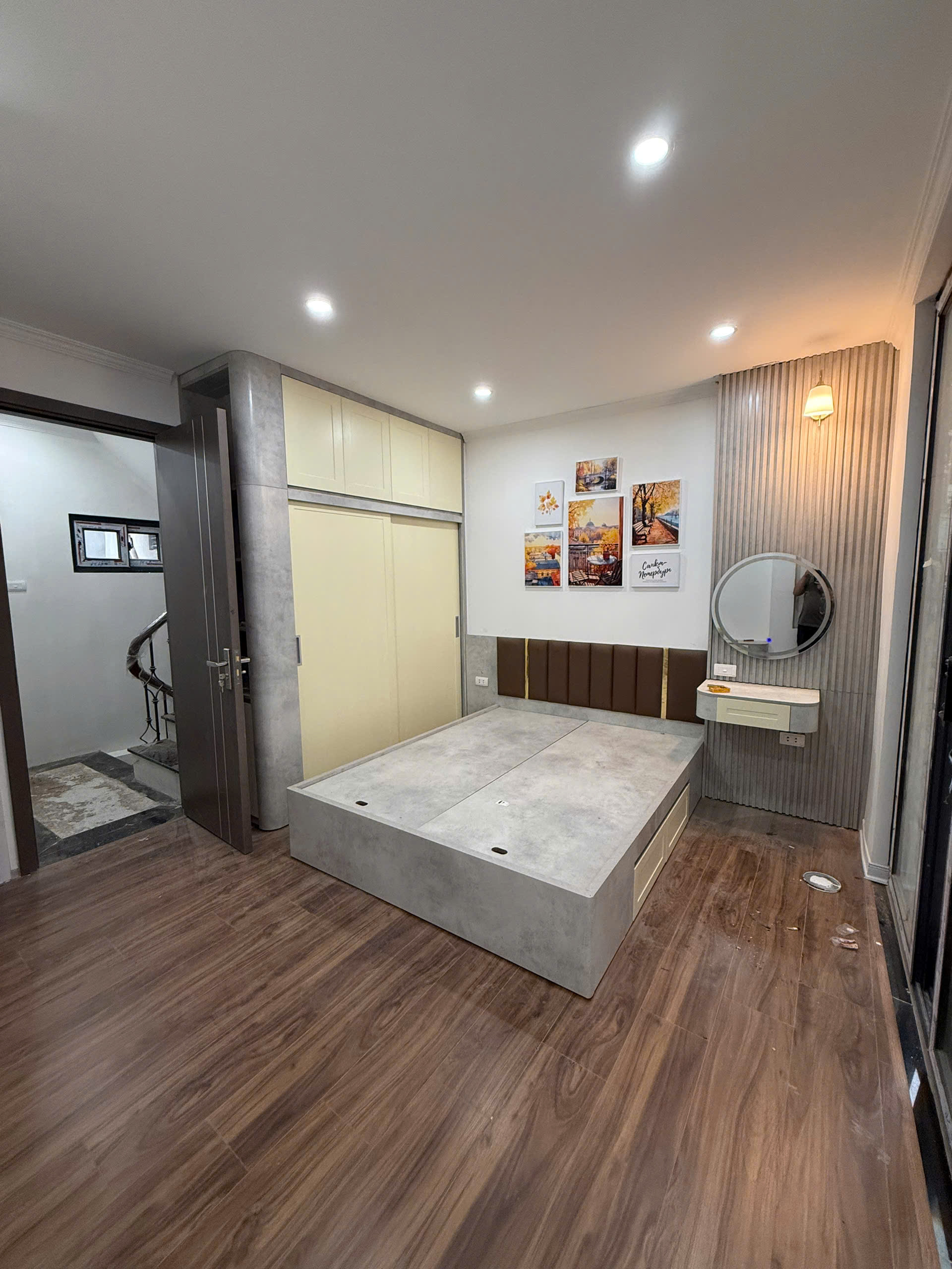 CHÍNH CHỦ BÁN NHÀ TRUNG TÂM ĐỐNG ĐA 5 TẦNG 3 NGỦ GIÁ 5.X TỶ