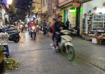 Cơ hội ngàn năm có một mặt phố, mặt chợ Bạch Đằng 80m/100m, 4 tầng, mặt tiền 3.2m, 5.7 tỷ Hai Bà Trưng.